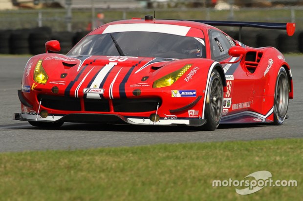 imsa-daytona-january-testing-2016-68-scuderia-corsa-ferrari-488-gte-alessandro-pier-guidi