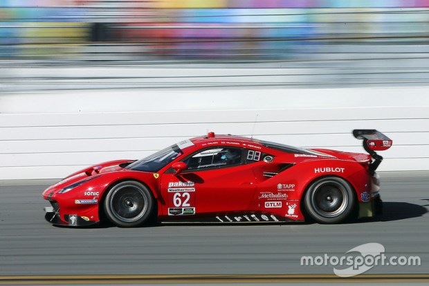 imsa-daytona-january-testing-2018-62-risi-competizione-ferrari-488-gte-alessandro-pier-gui