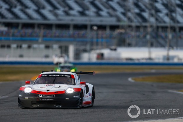 imsa-daytona-january-testing-2018-912-porsche-team-north-america-porsche-911-rsr-gtlm-gian