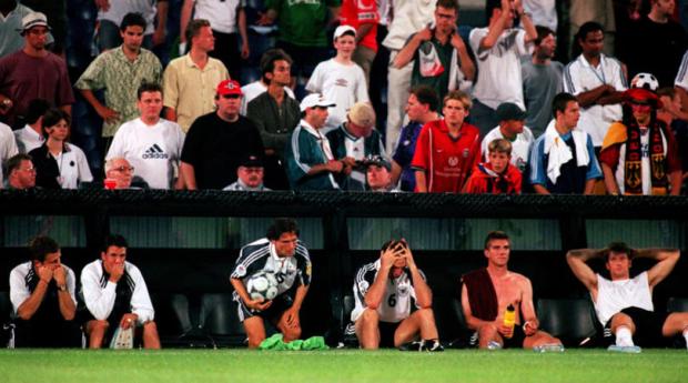 Soccer - Euro 2000 - Group A - Portugal v Germany