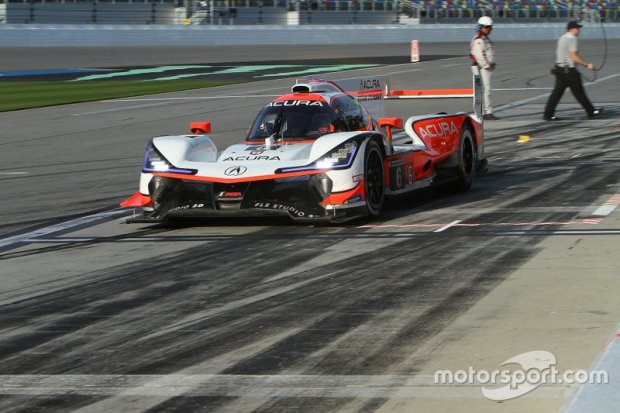 6-acura-team-penske-acura-dpi-1