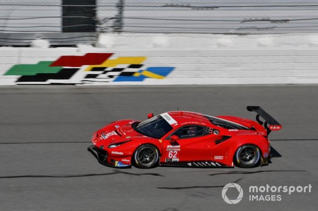 62-risi-competizione-ferrari-4-1